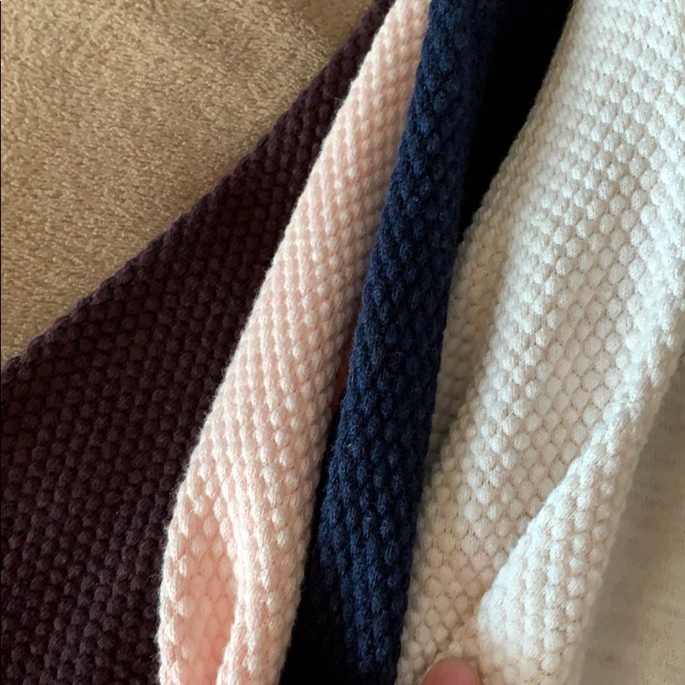 3 Small Loft tunic sweaters - Picture 4 of 4